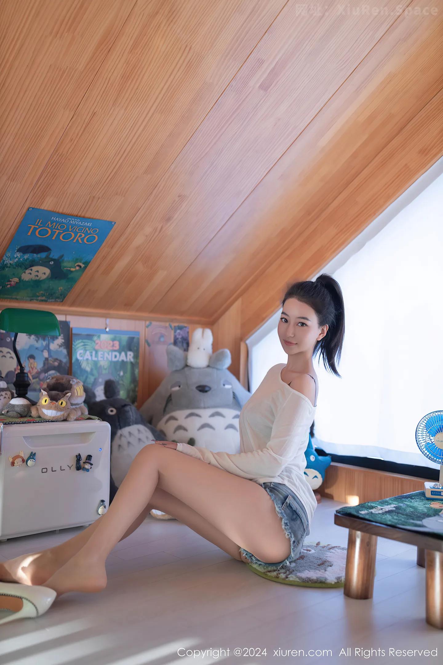 图片[4]-[XiuRen秀人网]VOL.8345 模特熊小诺性感白T露蕾丝内衣配开档肉丝秀曼妙身姿诱惑写真82P-秀人网官方网站